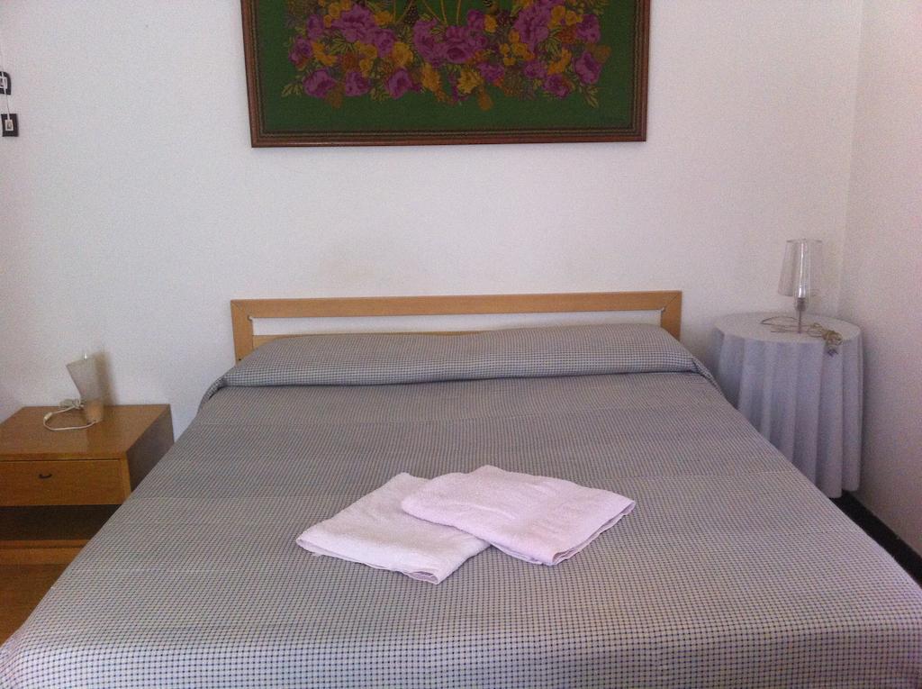Pensione Elvezia Rapallo Buitenkant foto