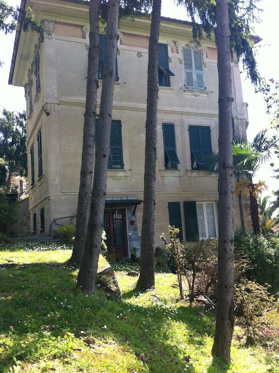 Pensione Elvezia Rapallo Buitenkant foto